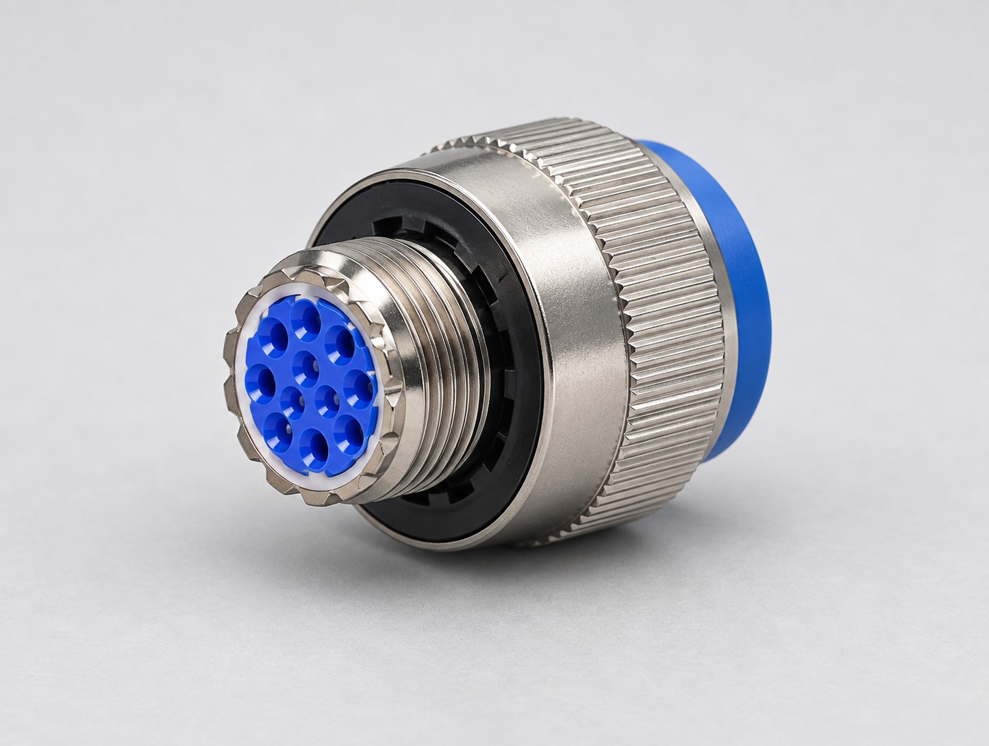 D38999/26FB35SN D38999 MIL-DTL-38999 Series III; Straight plug gray-background product view
