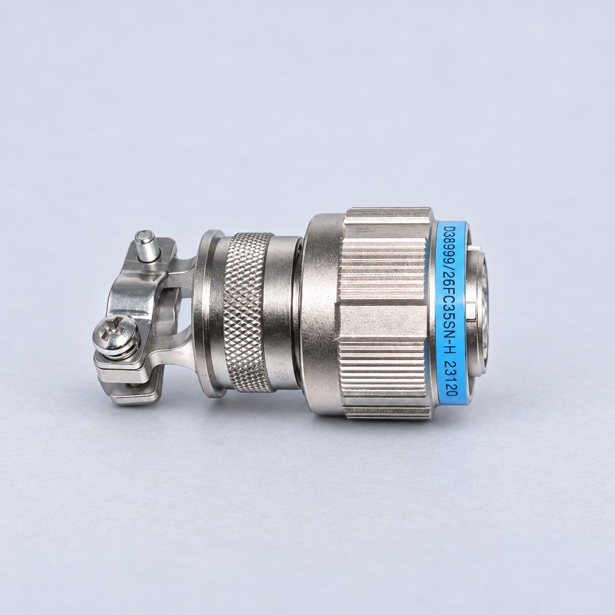 D38999/26FC35SN D38999 MIL-DTL-38999 Series III; Straight plug gray-background product view