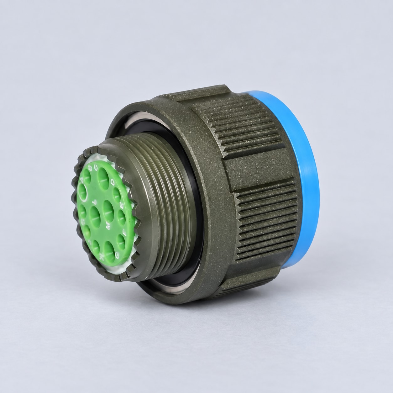 D38999/26FD35PN D38999 MIL-DTL-38999 Series III; Straight plug gray-background product view