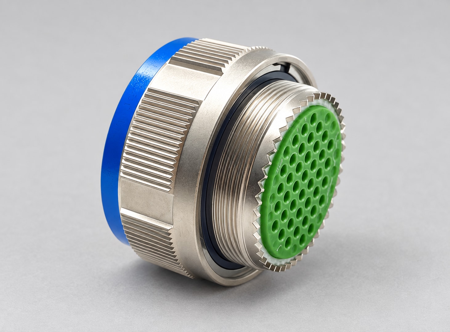 D38999/26FJ35SA D38999 MIL-DTL-38999 Series III; Straight plug gray-background product view
