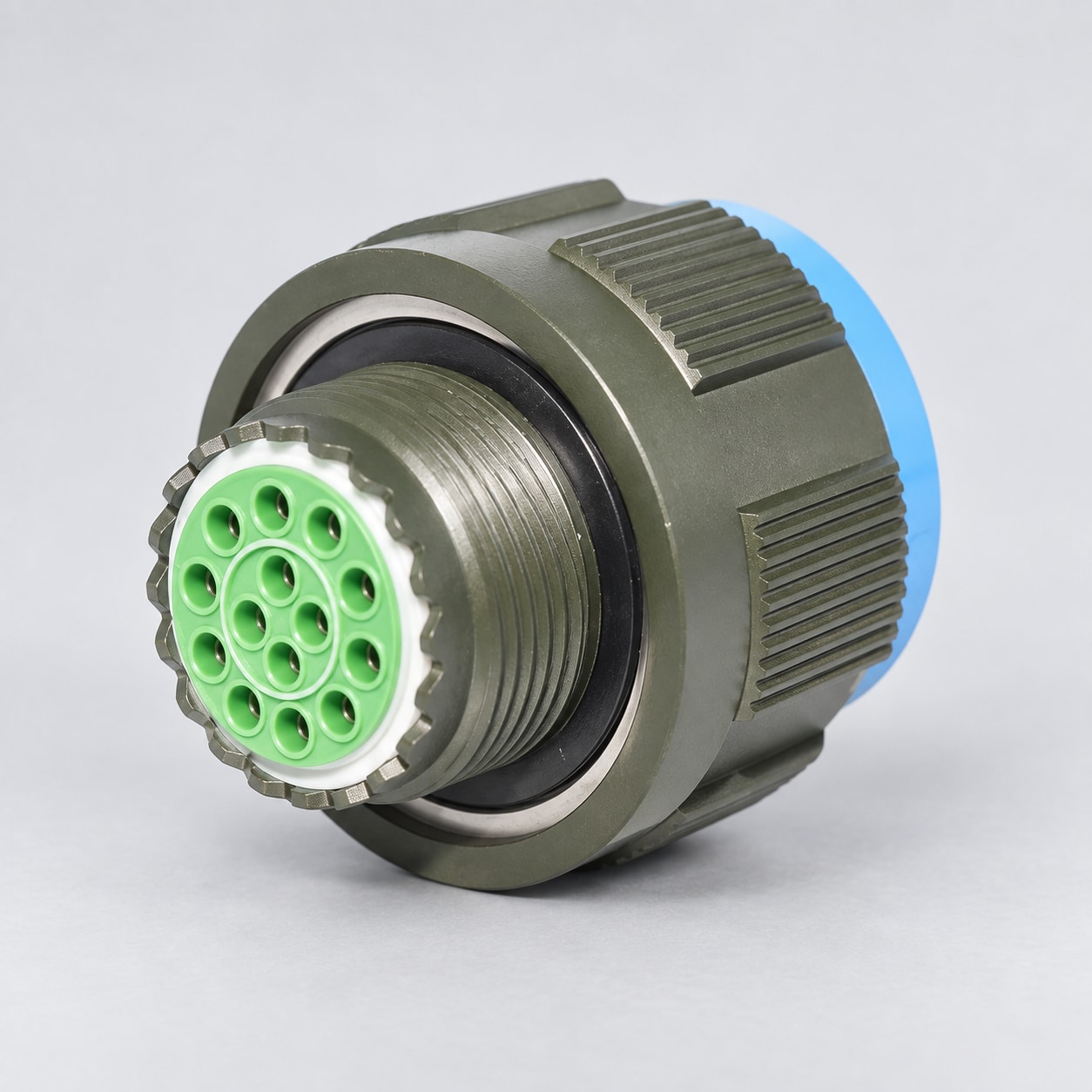 D38999/26WC35SN D38999 MIL-DTL-38999 Series III; Straight plug gray-background product view